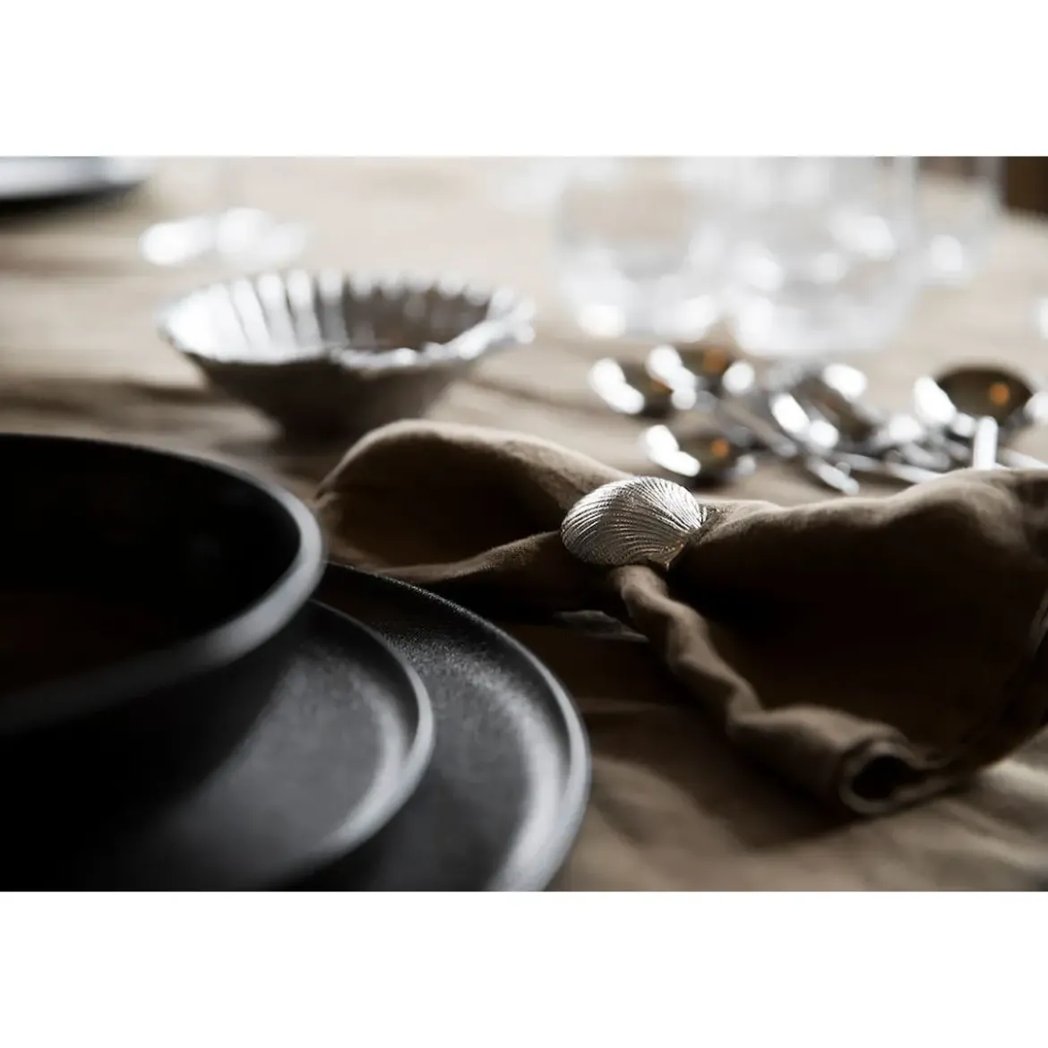 Byon Serviettenring Muschel 4 cm silber
