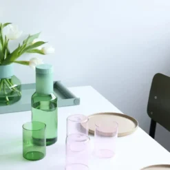Design Letters Glaskaraffe 1,0 l Tube grün