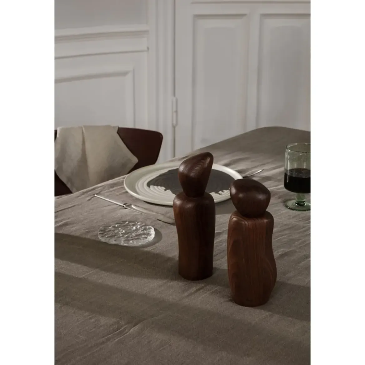 ferm LIVING Gewürzmühle 21 cm Cairn dunkelbraun