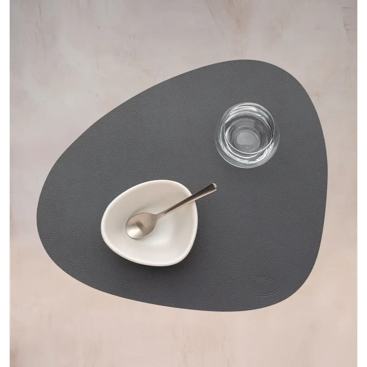 LINDDNA Tischset M 31x35 cm Curve Serene anthracite