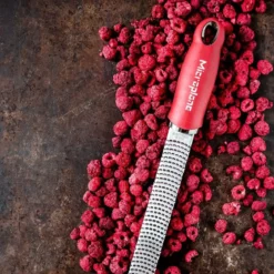 Microplane Zester-Reibe 33 cm Premium Classic Granatapfelrot