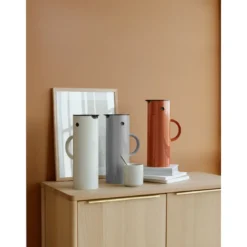 Stelton Isolierkanne 1,0 l EM77 Sand