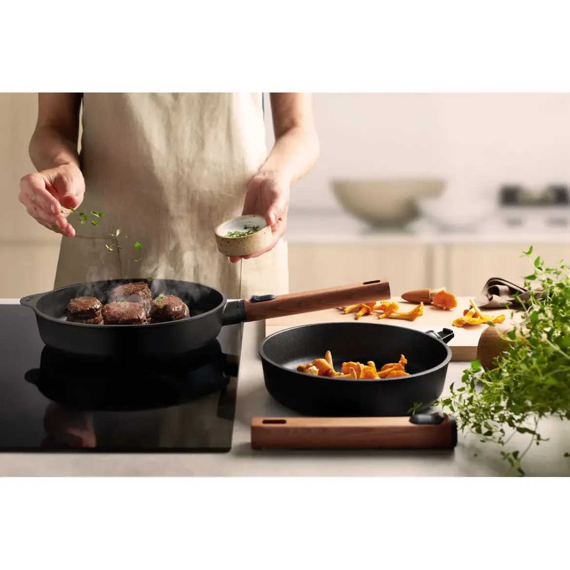 Woll Guss-Flachpfanne 20 cm Eco Logic QXR schwarz